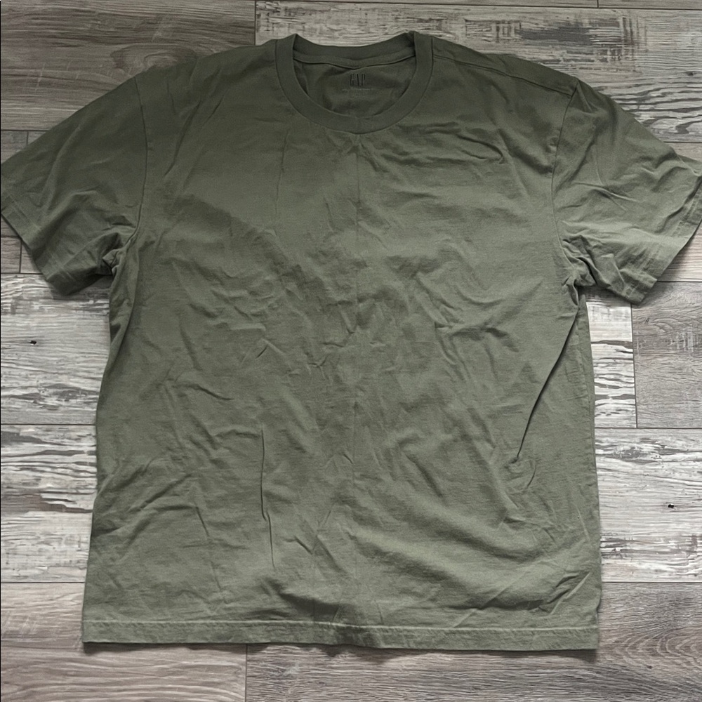 ⭐️Gap tee